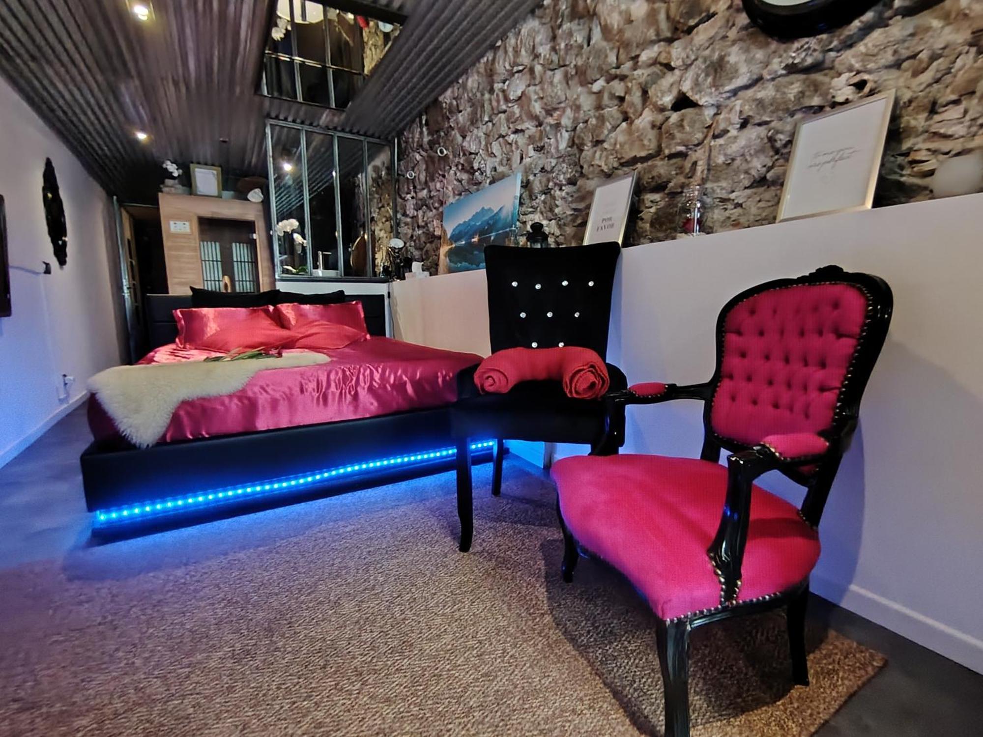Sweet Loft Grenoble-Love Room Avec Jacuzzi & Sauna Extérieur photo